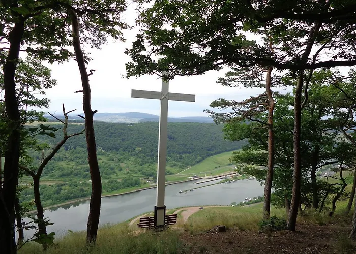 Leo Werland-ehses דירה *